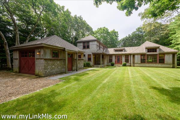 Welcome to 41 Bayes Hill Road