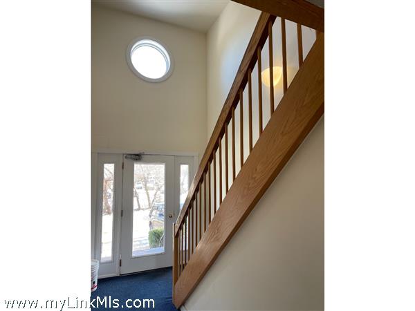 Shared common entry foyer