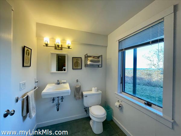 Lower level bathroom with ocean views