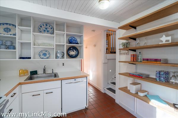 beautiful kitchen space has lots of storage