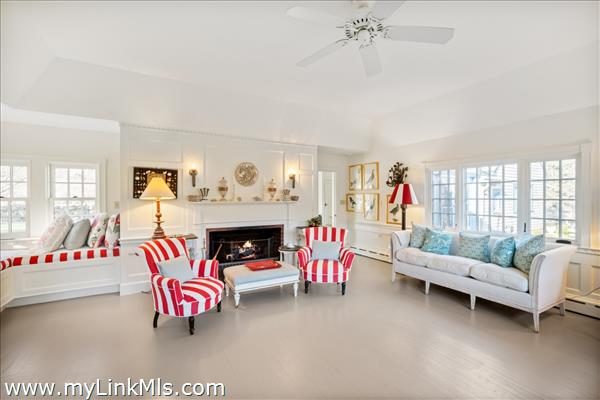 Living room with fireplace