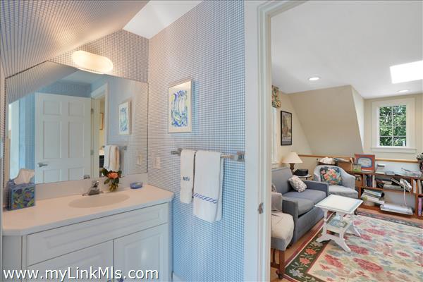 2nd floor full bath