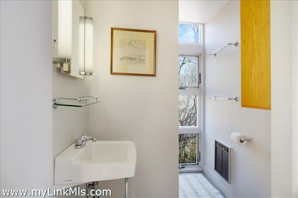 Guest House bath