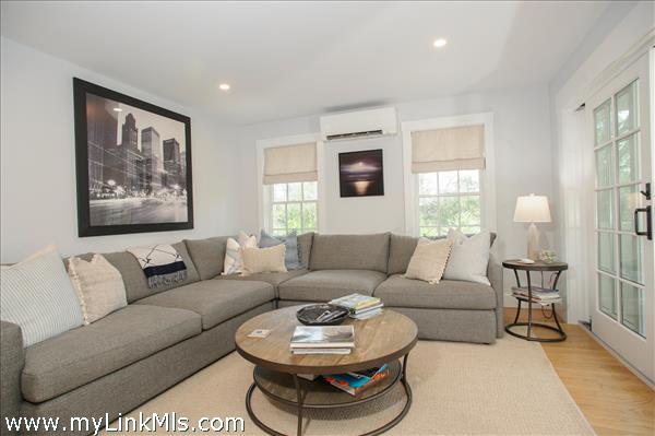 One of 2 living rooms
