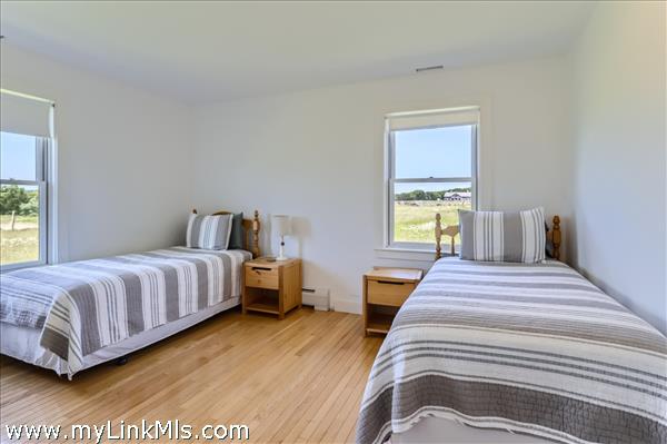 guest bedroom 3