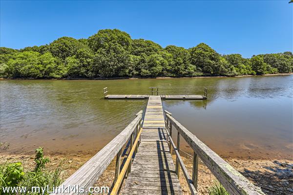 Deeded dock on the Tisbury Great Pond