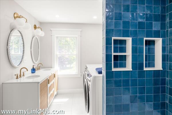 Guest bathroom