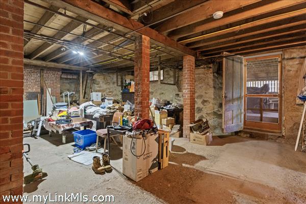 Large walkout basement
