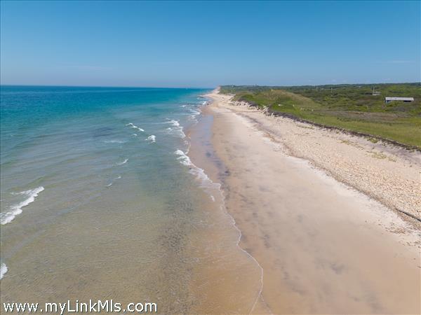 Moshup Beach