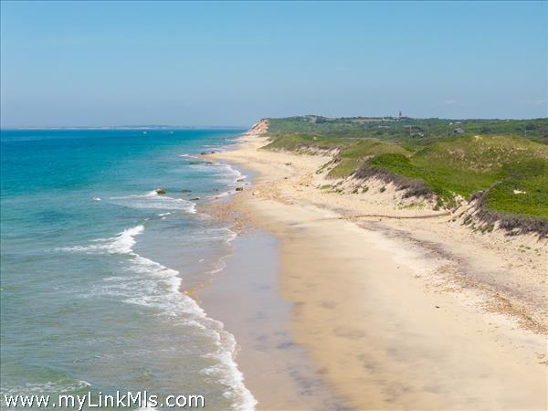 Moshup Beach