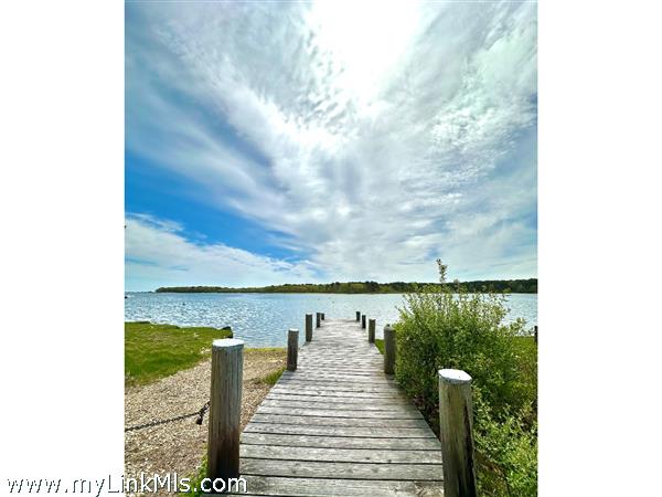 Saltwater Dock in Majors Cove