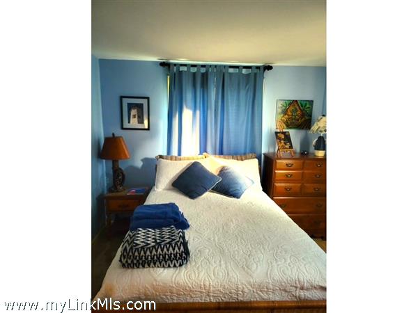 first floor bedroom next to full bath