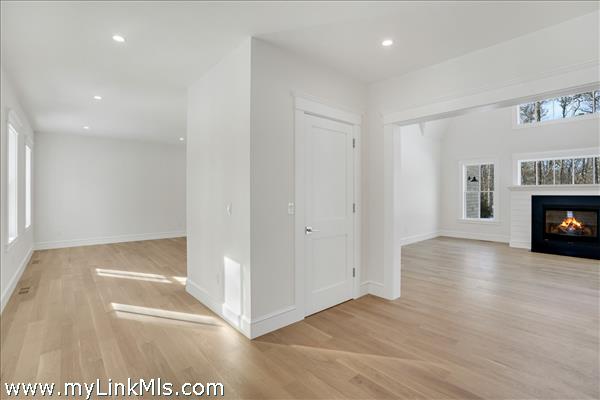 Foyer looking into front lounge area