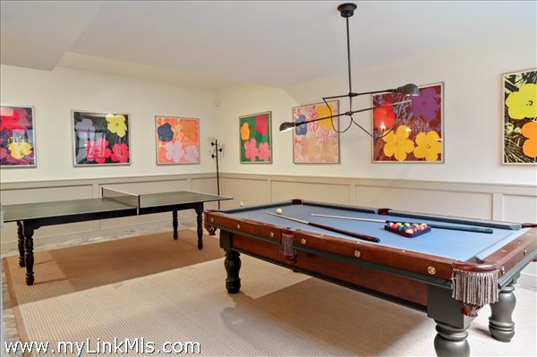 ....pool and ping pong area