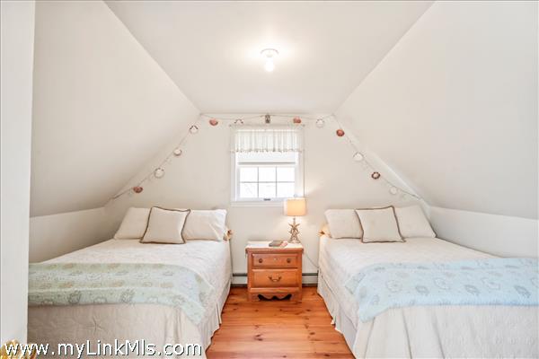 3rd Floor bonus room