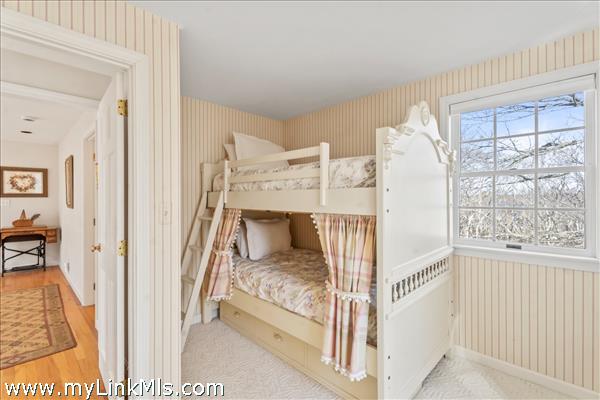 2nd Floor - bedroom