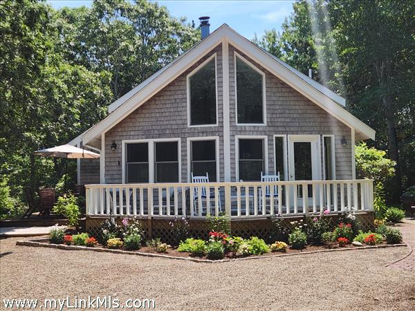 Close to South Beach, the Village, and Morning Glory Farm