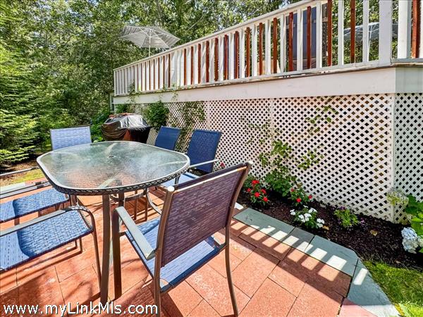 Casual outdoor dining