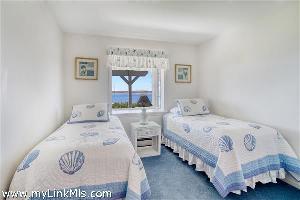 First floor bedroom (3)