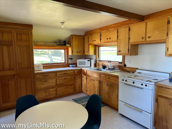 Guest house kitchen