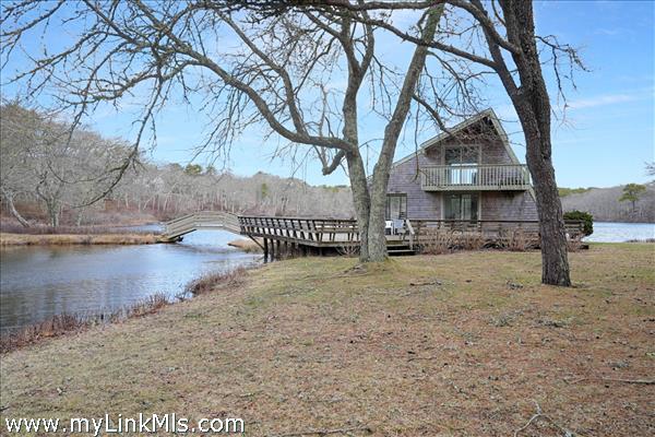 Club House on Fresh Pond