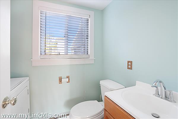 Half Bathroom + Laundry