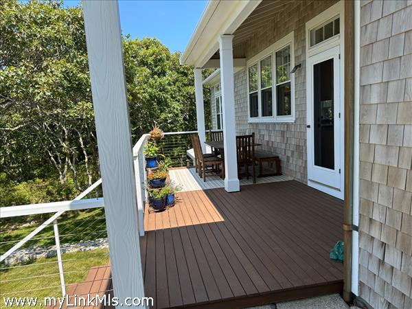 Large Kitchen Deck