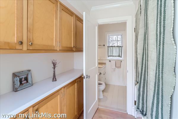 Full Bath For Two Bedrooms Off Kitchen