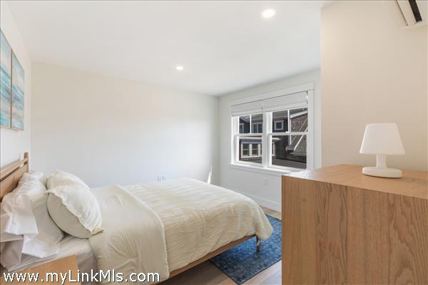 Guest bedroom