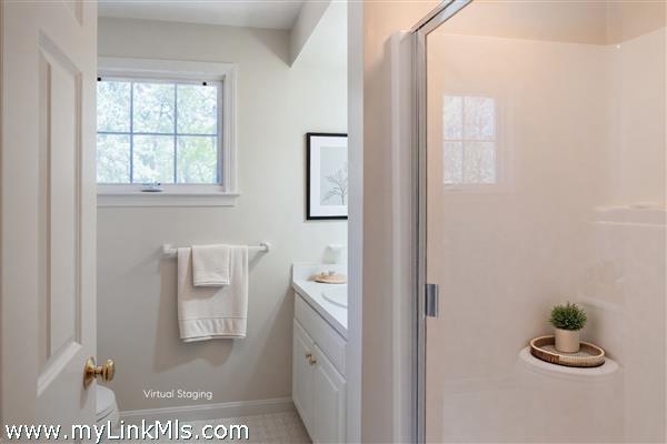 Full bathroom number 3
