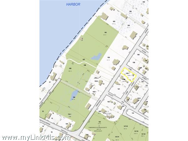 GIS Map of Lot Showing Proximity to Water