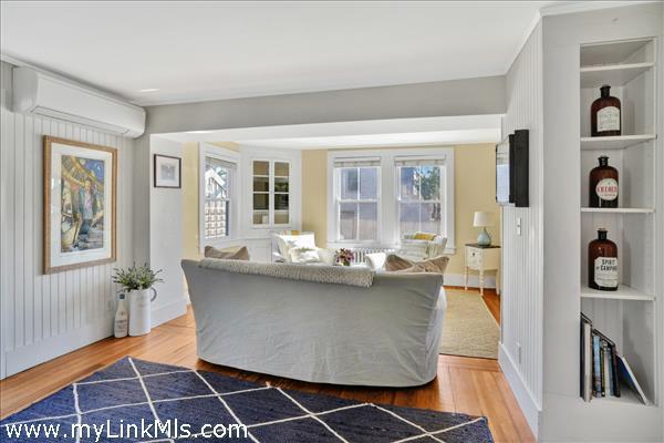 From kitchen to Living Room