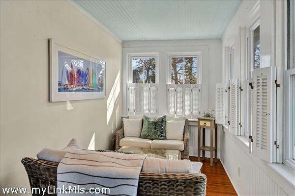 Sitting area as you enter from the front door