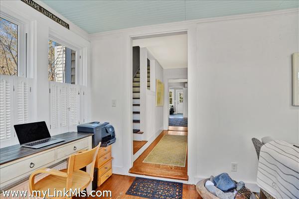 Office/workspace nook off of the front door