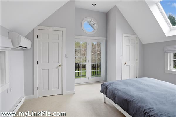2nd level bedroom (2)