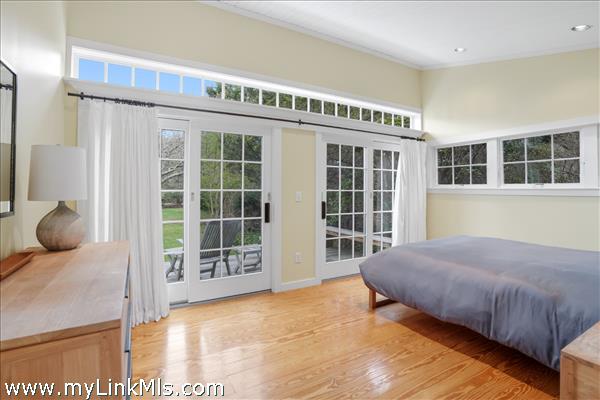 Detached bedroom off main house