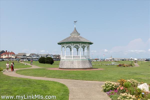 Ocean Park - Historic 7-acre waterfront park 2 blocks from property