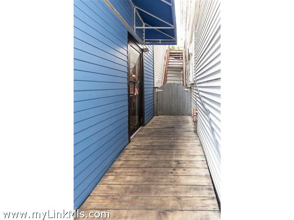 Handicapped accessible entrance
