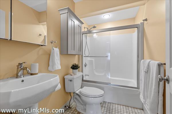 Full bathroom