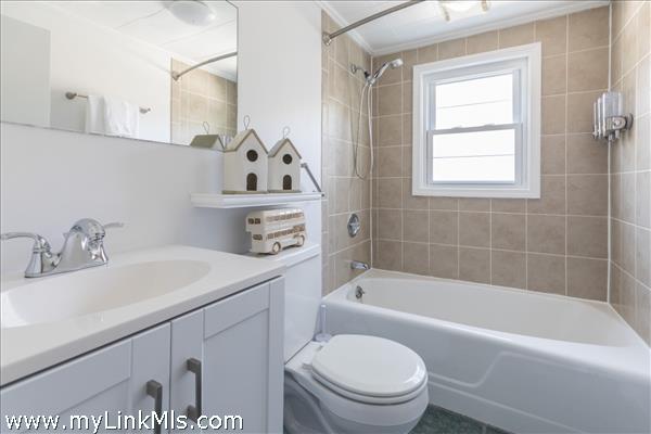 Full bathroom