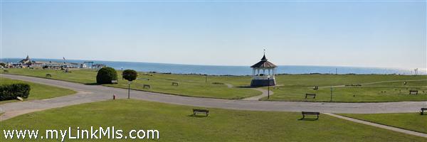Another panoramic ocean view