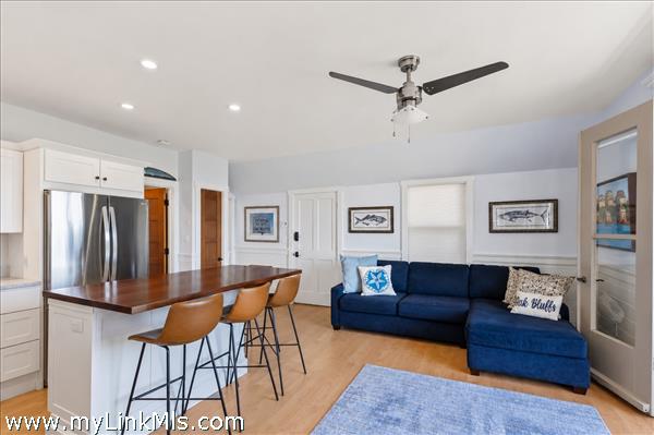 Interior looking to sitting area