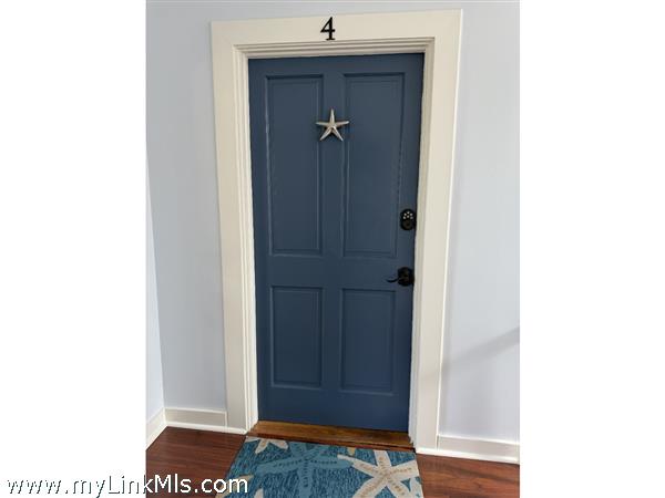 Unit door