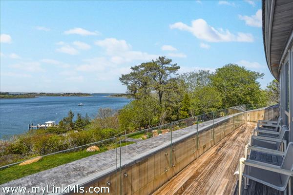 Second floor deck