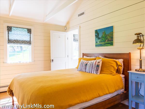 Ensuite bedroom in the Guest house