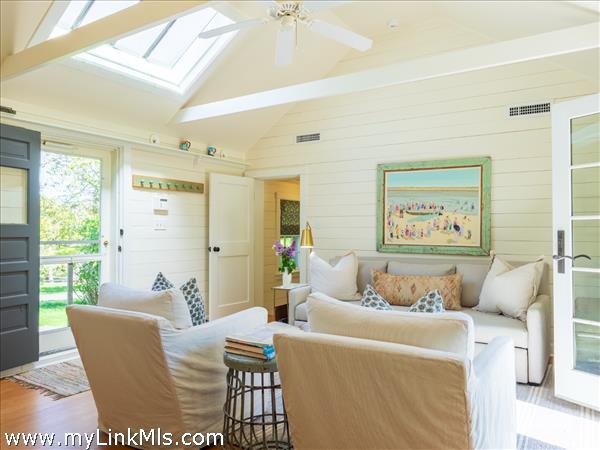 Living room in the guest house