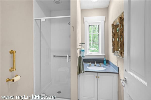 Full bathroom