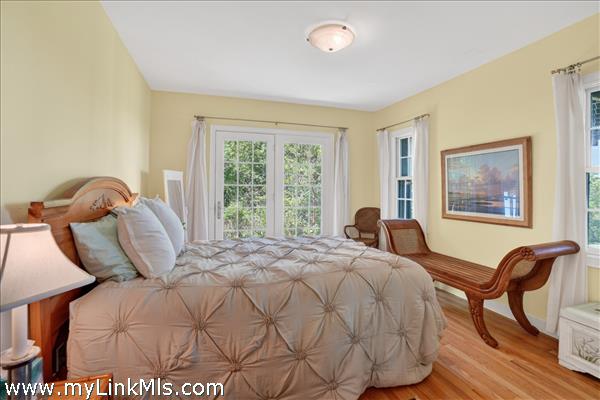 1st level bedroom (3)