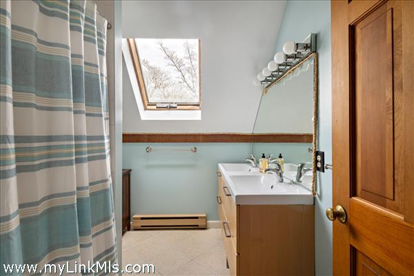 Second floor full bath