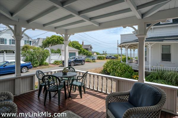 A perfect spot to relax, entertain and enjoy coastal breezes.